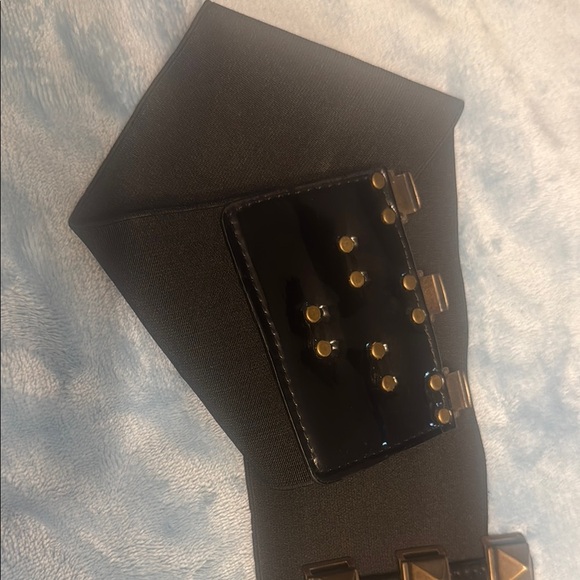 Stylish Black Belt‎ with Gold Studs - Picture 3 of 4